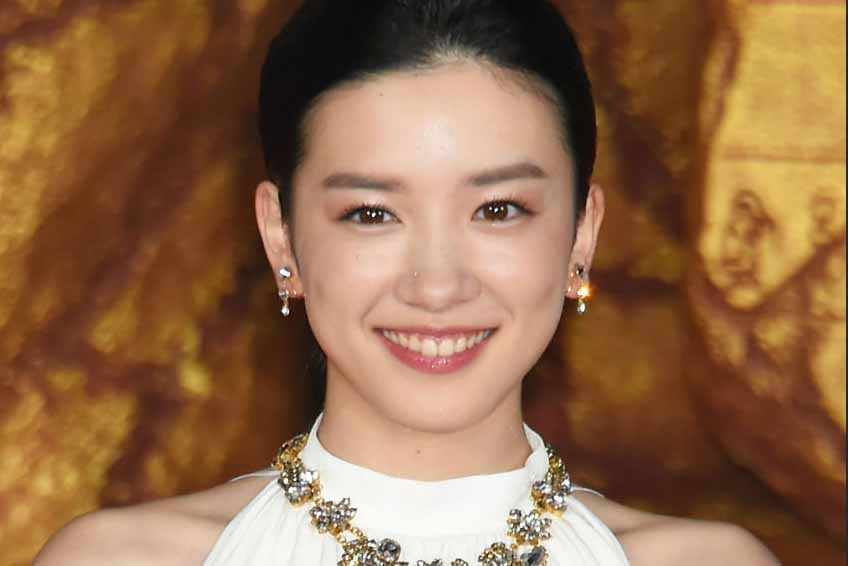 「1999年」生まれの女性芸能人人気ランキング 3位「山下美月」、2位 ...