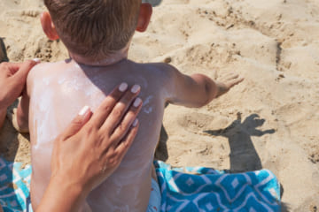日焼け止めは子どもの皮膚に悪影響？