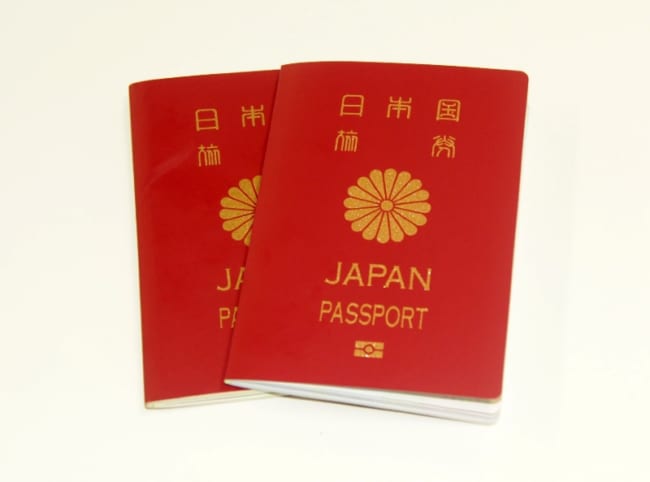 パスポートに落書きしたら…？