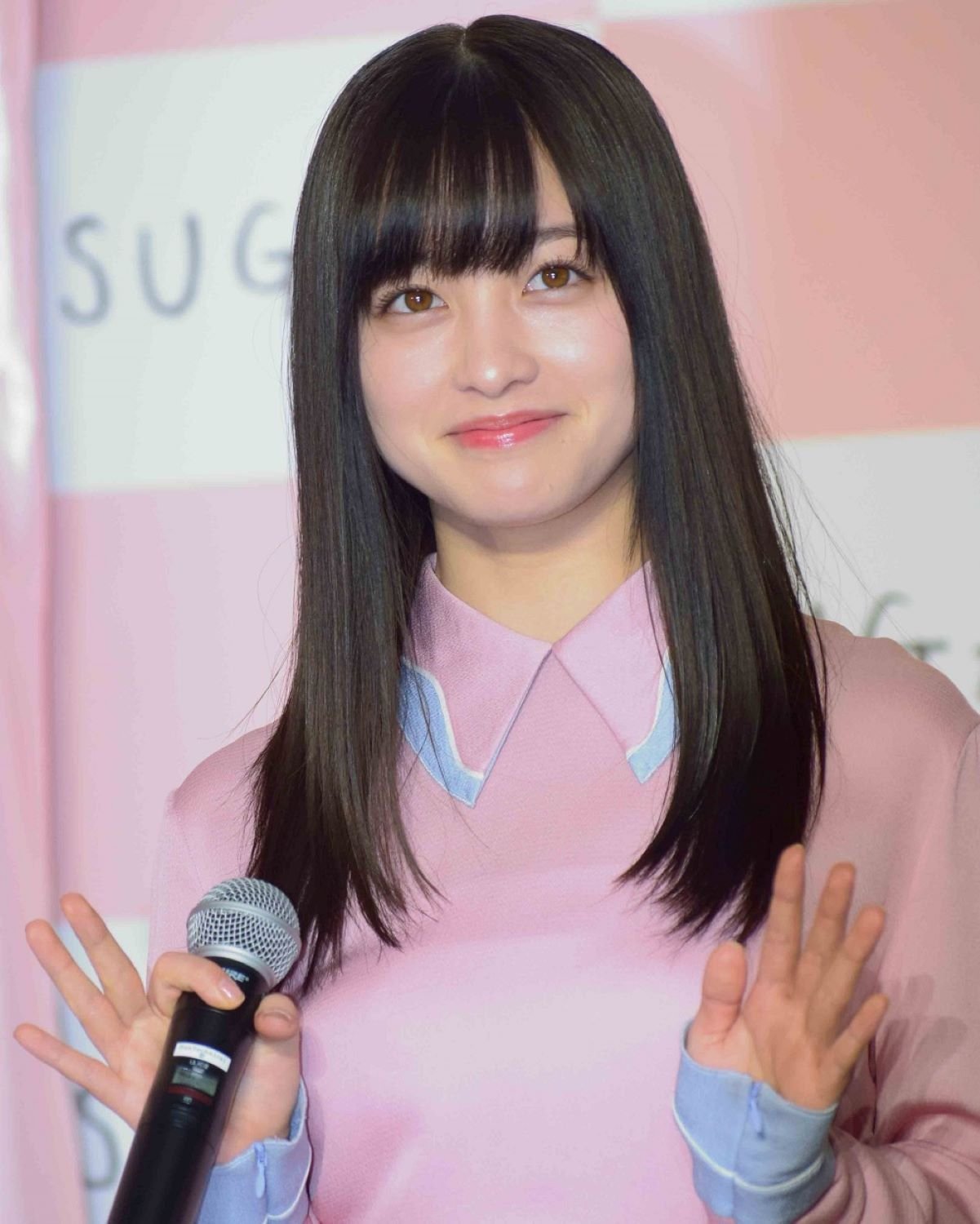 【2024年最新】可愛すぎる!童顔で人気の女性芸能人ランキングTOP3!橋本環奈が3位に輝く理由とは?