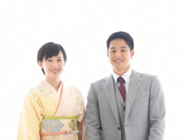 馬淵優佳選手（左）と瀬戸大也選手