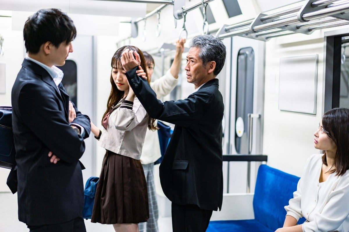 電車内で「痴漢！」と疑われた…どう対処すべきか？ 逃げたらどうなる？ 弁護士が解説 オトナンサー