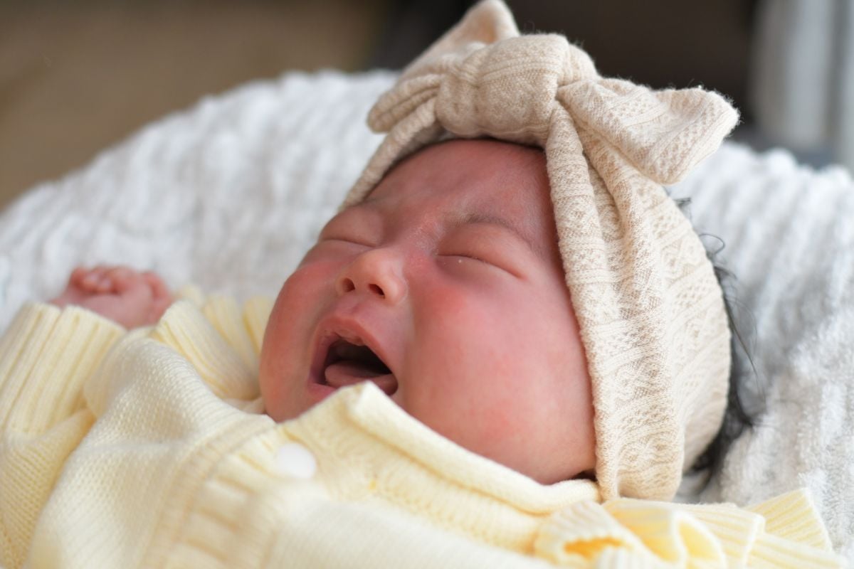 「泣かせない育児」…あなたはどう思う?