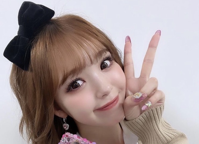 にこるん、藤田ニコル