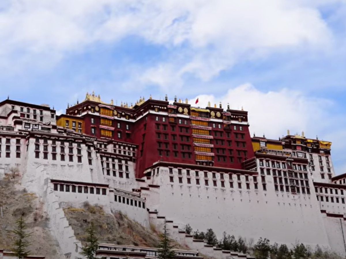 中国チベット自治区のラサにあるポタラ宮