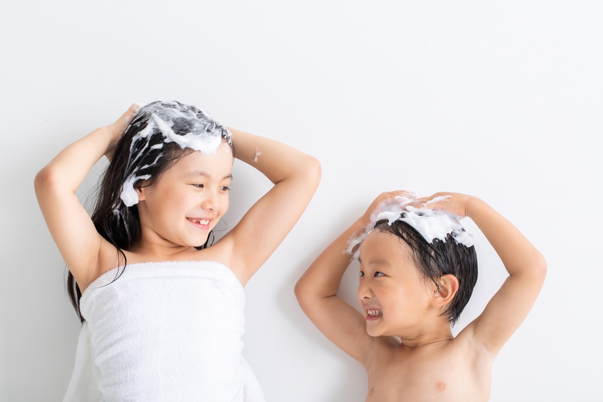 大人用のシャンプーで子どもの髪を洗っても問題はない？