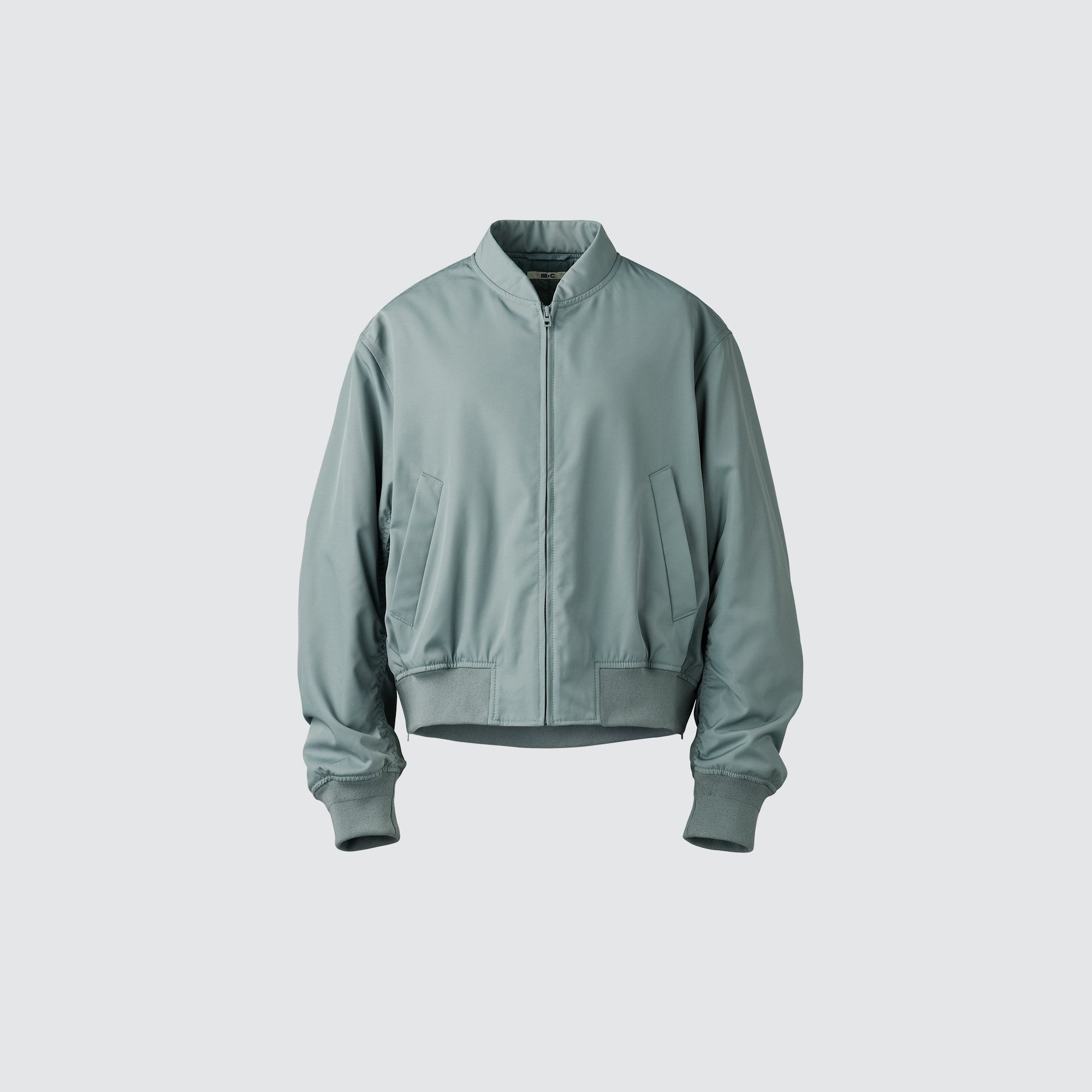 【予約】 UNIQLO：C」新作に「ボマージャケット」 初登場「スムース ジャケット・アウター