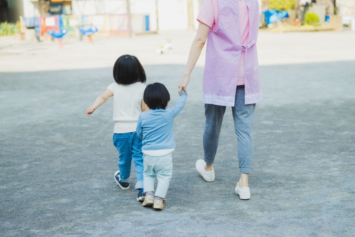 わが子の態度、場所や相手によって違う…？（画像はイメージ）