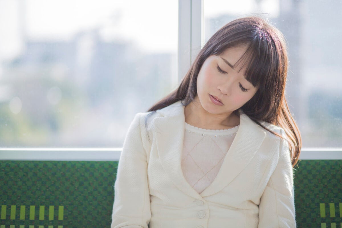 ウトウトしているときに体がビクッと動く原因は？