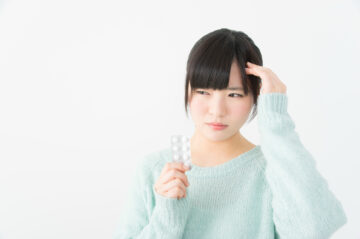 市販の頭痛薬を多用した場合のリスクとは?(画像はイメージ)