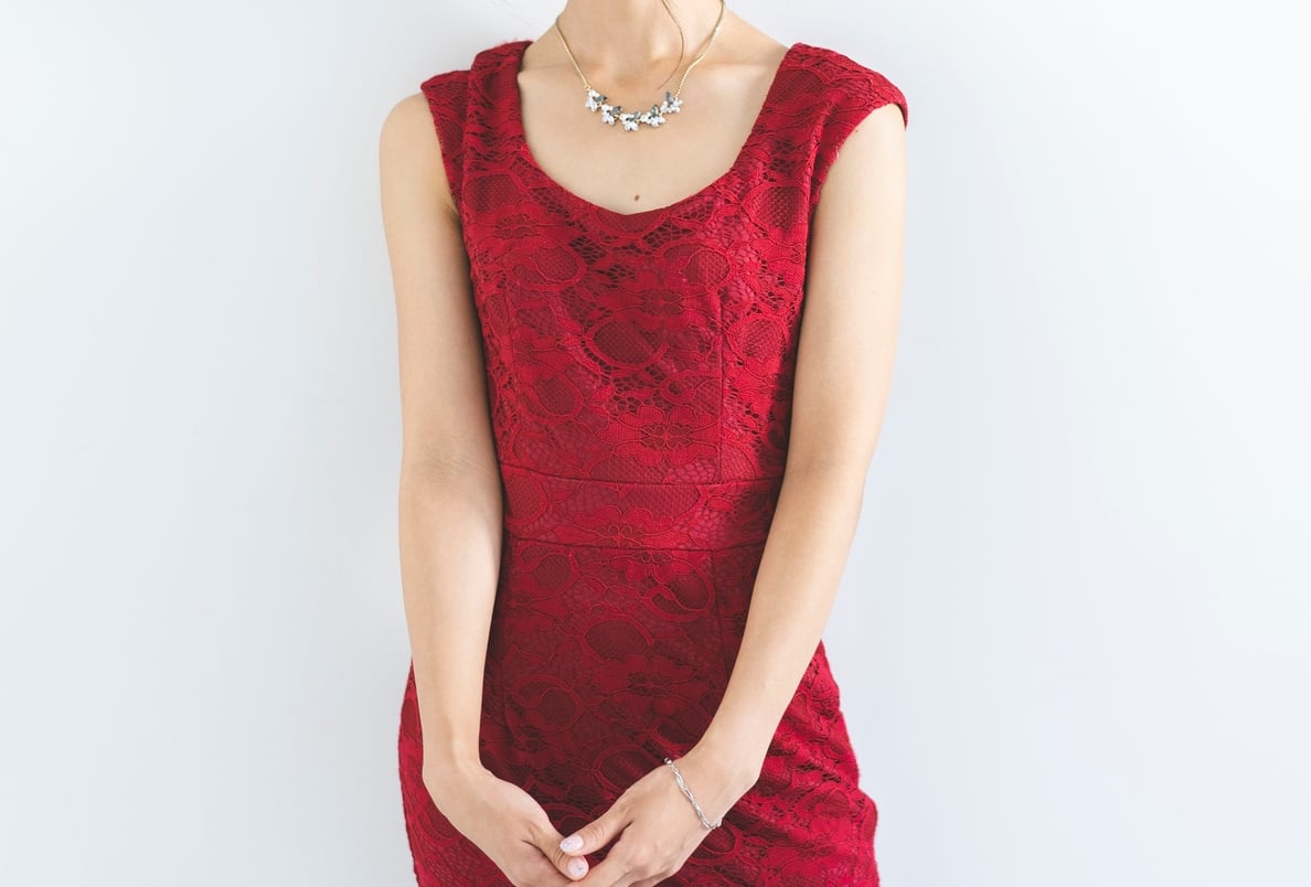 結婚式の服装に賛否…専門家が示す正解は?