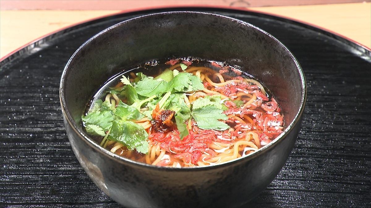 8月19日放送の「ヒューマングルメンタリー　オモウマい店」に登場する「香味中華そば」　（中京テレビ提供）