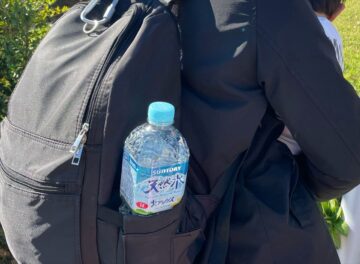 「サントリー天然水」1リットルサイズのイメージビジュアル