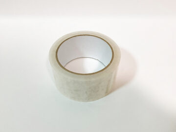 はさみがなくてもビニールテープを簡単に切る方法とは？