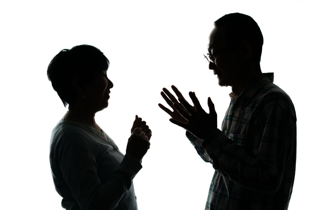 夫婦げんかのリアルすぎる原因は……