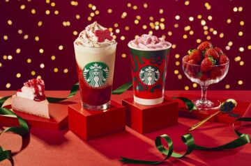「ストロベリー ＆ ジョイフルメドレー ティー フラペチーノ」と「ストロベリー ムース ＆ ジョイフルメドレー ティー ラテ」