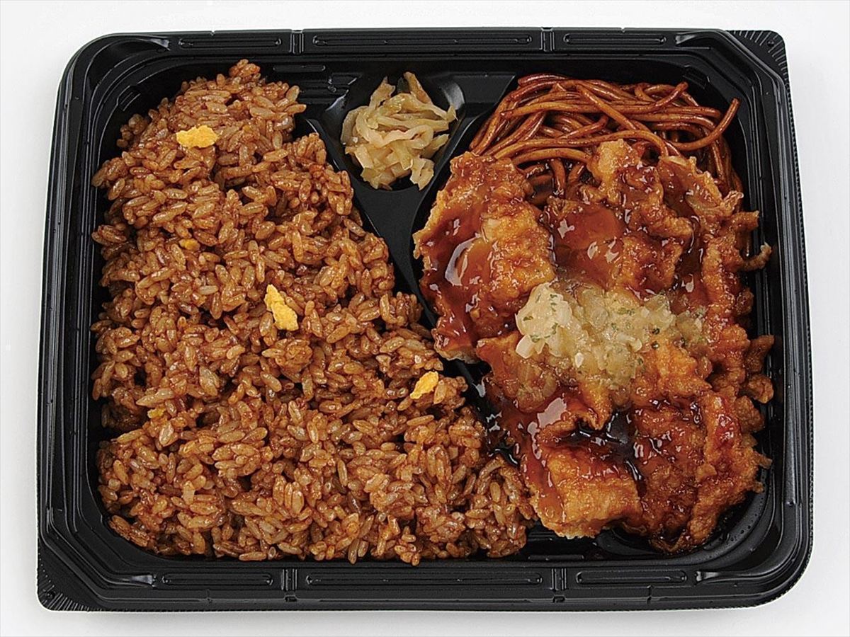 「ブラック炒飯＆油淋鶏」