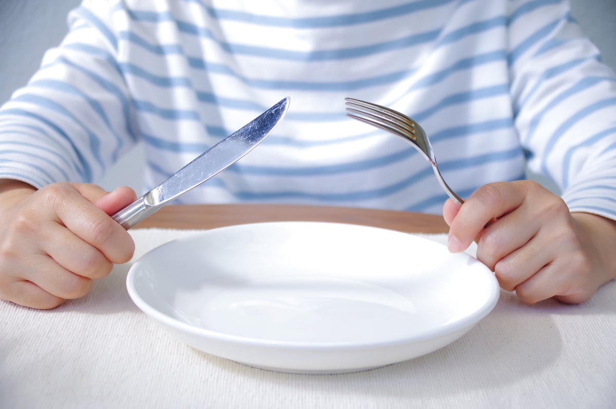 健康診断の10時間目から食事を制限しなければならない理由とは?(画像はイメージ)