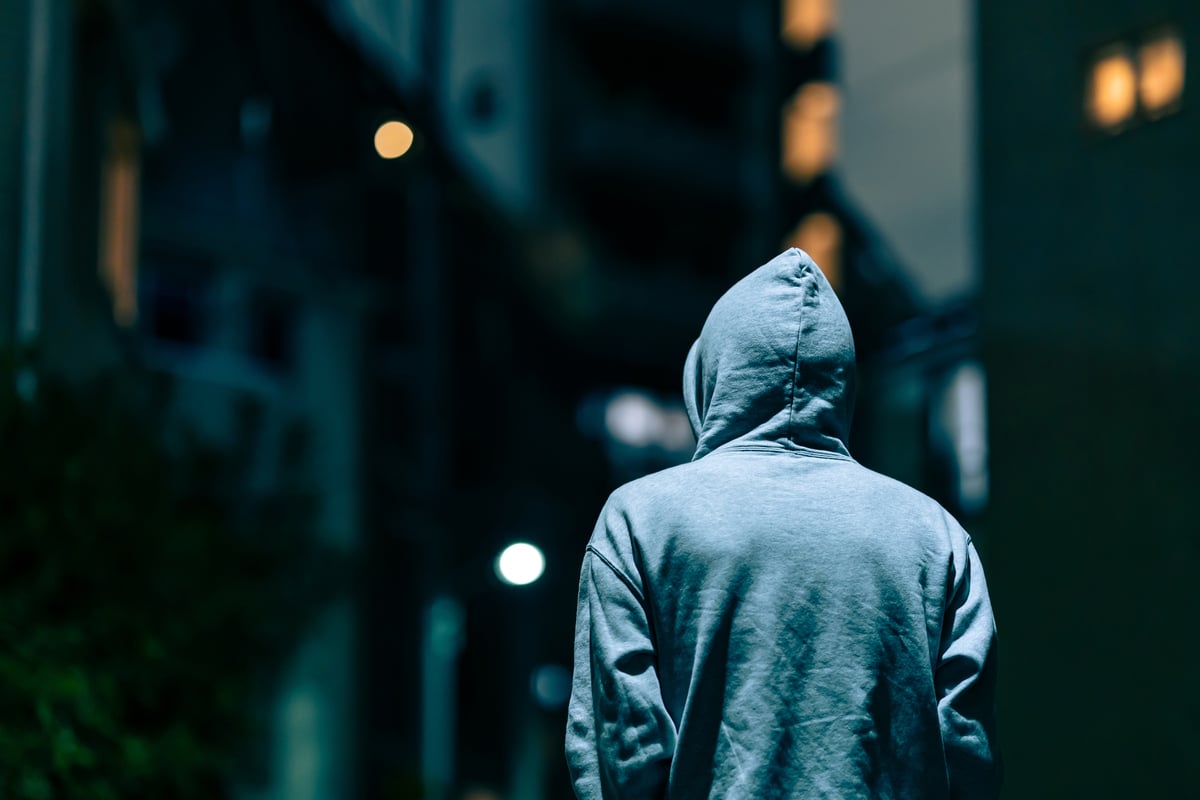 ストーカーによる被害を防ぐには？（画像はイメージ）