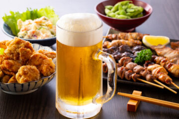 酒を飲むと失明リスク増？（画像はイメージ）