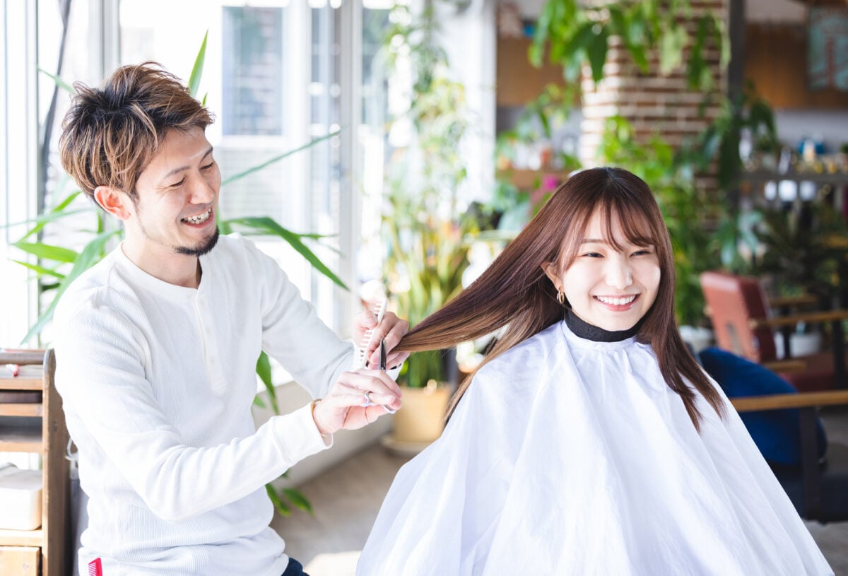 「0円カット」ができるアプリで散髪してもらう際の注意点は？（画像はイメージ）