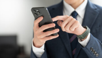 大会でミスをしたスポーツ選手に対し「戦犯」と投稿するのは犯罪？（画像はイメージ）