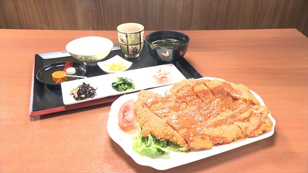 4月14日放送の「ヒューマングルメンタリー　オモウマい店」に登場する「チキンかつ定食」（中京テレビ提供）