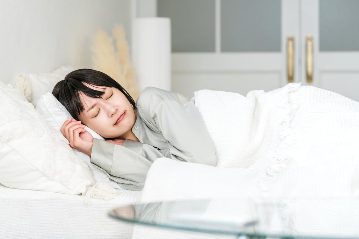 春に睡眠の質が低下する原因は？