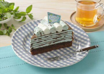 新商品「爽快チョコミントミルクレープ」のイメージ