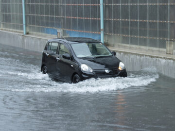 車が水没したときの対処法とは?(画像はイメージ)