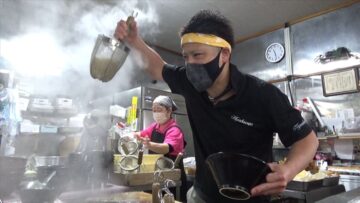 10月6日放送の「ヒューマングルメンタリー オモウマい店」のワンシーン(中京テレビ提供)