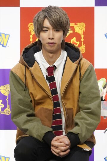 はじめしゃちょーさん（2022年11月撮影、時事通信フォト）
